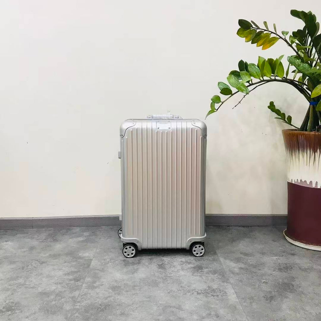 Premium Aluminum Travel Luggage 925