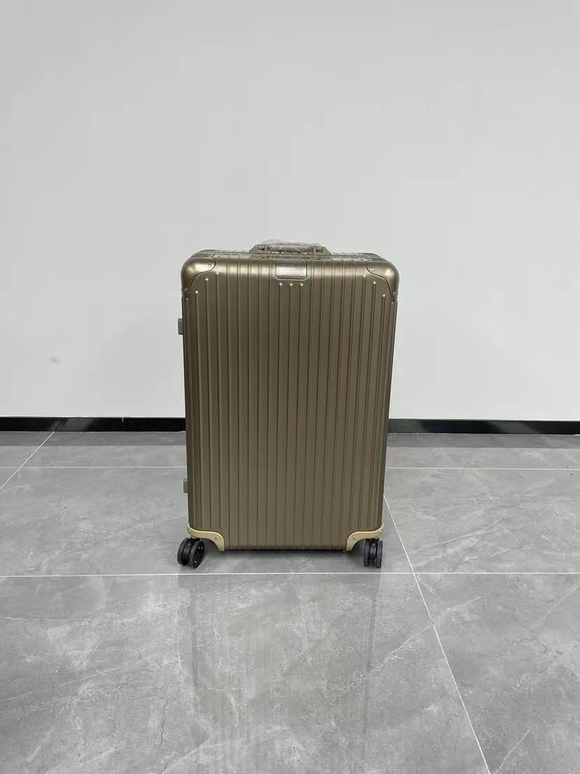 Premium Aluminum Travel Luggage 925