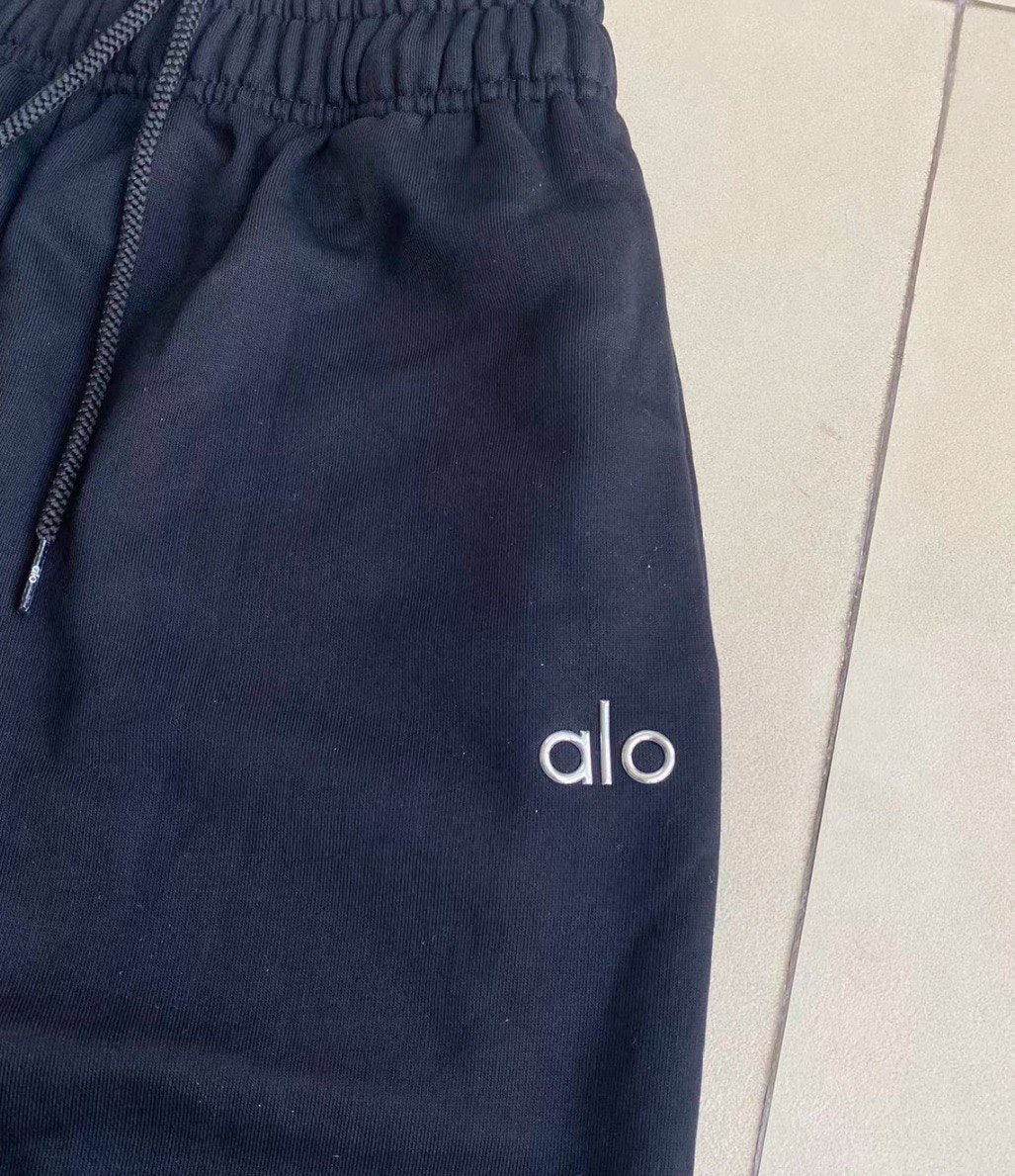 Wide-Leg Al0 Set