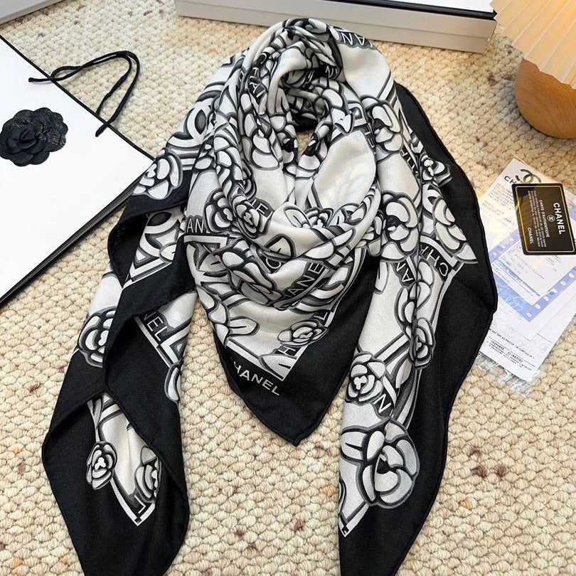 CC Design Scarf