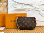 Mini Pochette Accessories