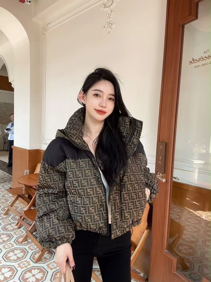 Ski FF Cropped Down Jacket Brown