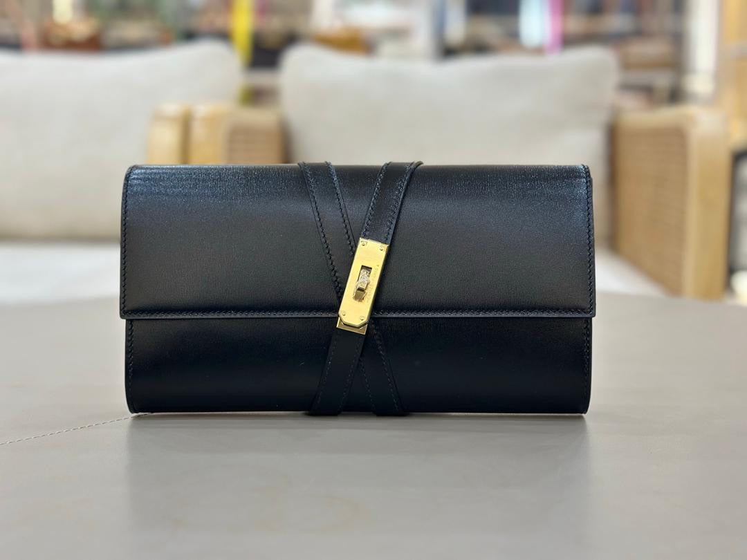 SS 2026 Shiny Leather Clutch