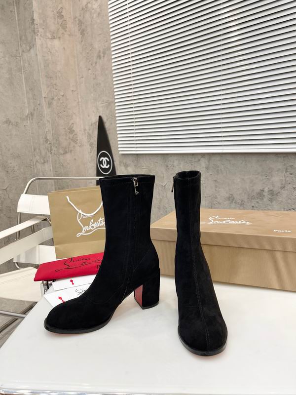 Women’s Mid-Calf Suede Boots