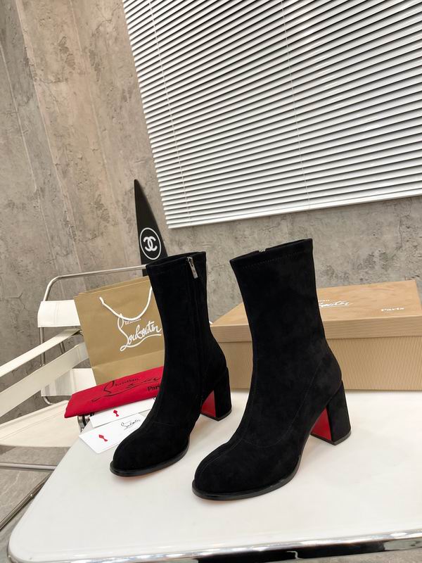 Women’s Mid-Calf Suede Boots