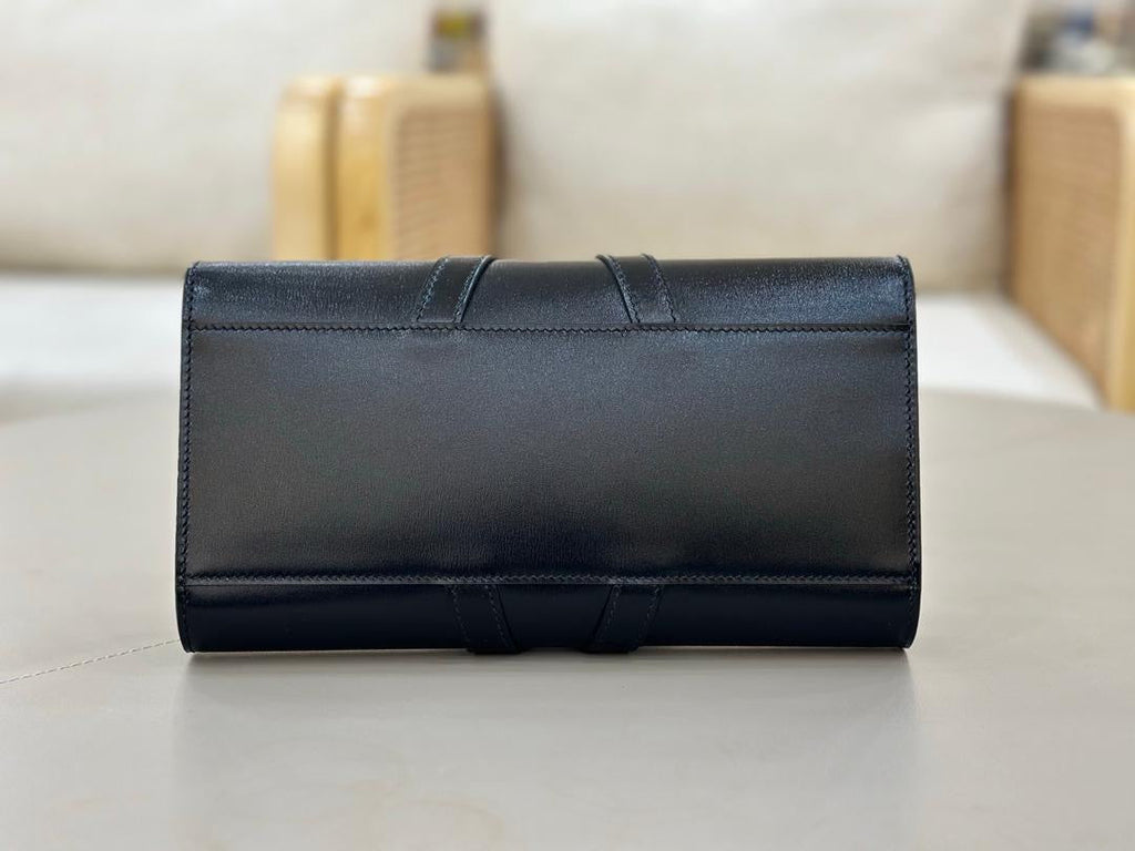 SS 2026 Shiny Leather Clutch