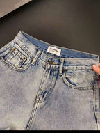 High-waisted vintage wash jeans