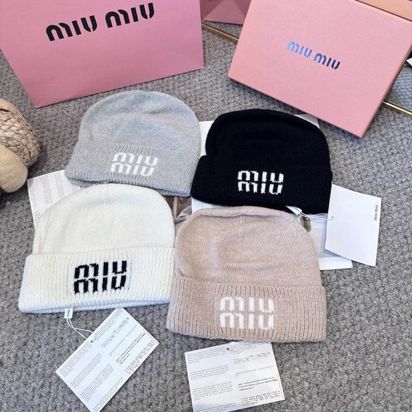 Hats & Beanies