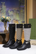 Women’s Low-Heel Leather Boots