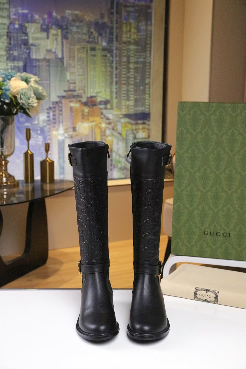 Women’s Low-Heel Leather Boots