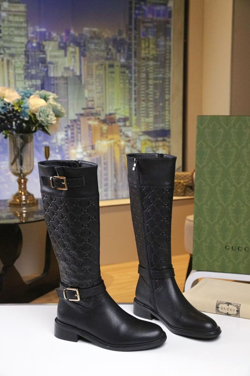 Women’s Low-Heel Leather Boots