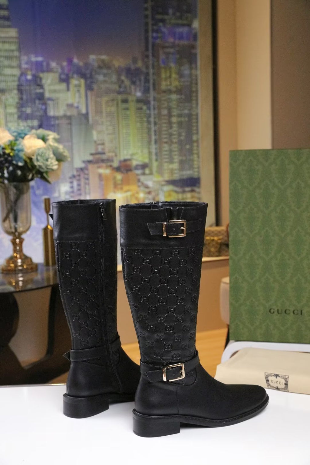 Women’s Low-Heel Leather Boots