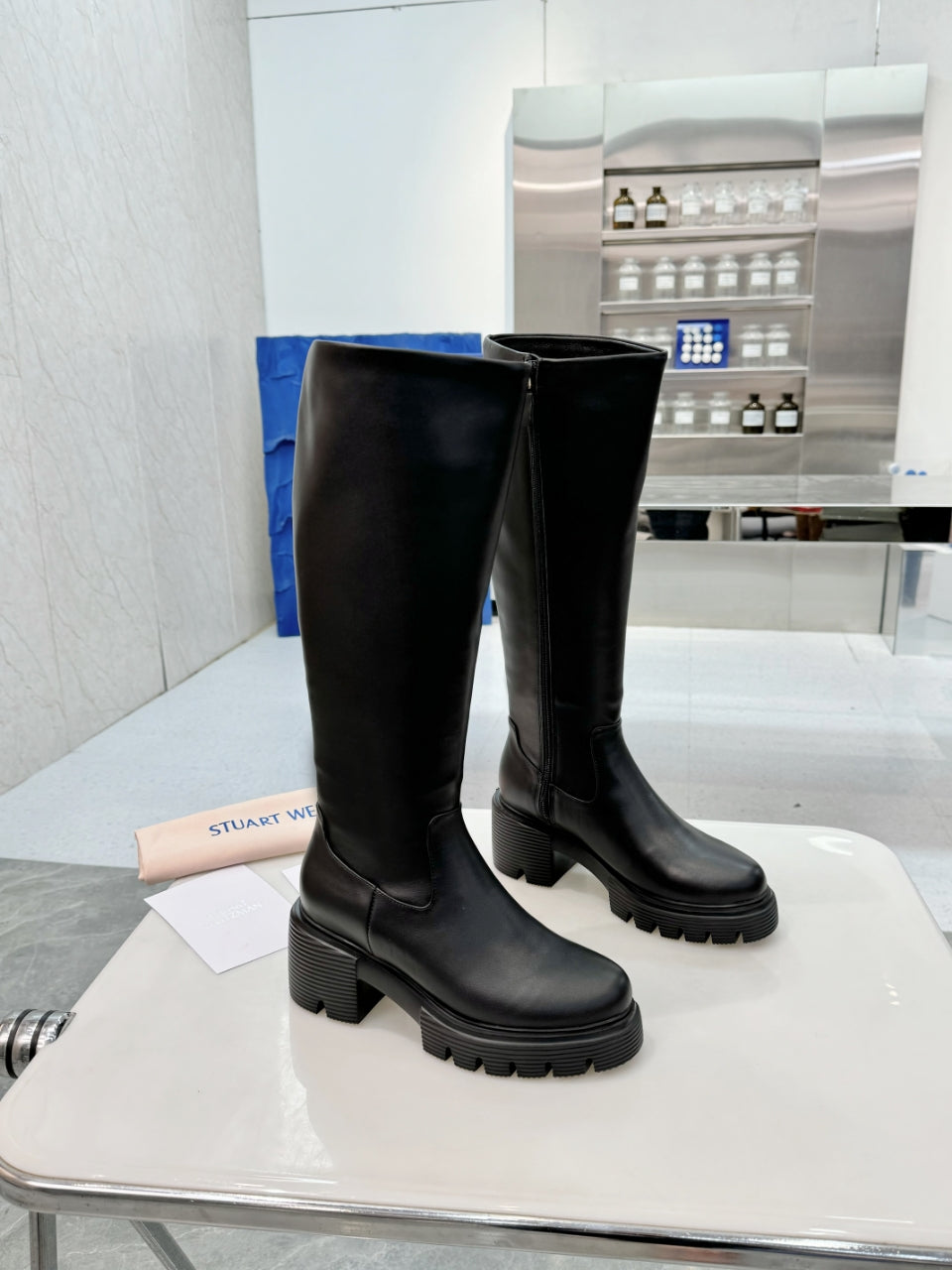 Women’s Knee-High Leather Boots