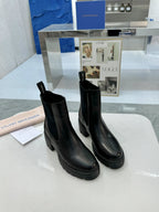 Women’s Chunky Sole Chelsea Boots