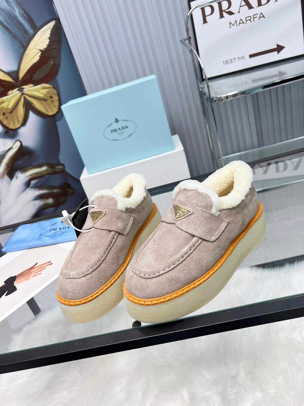 Women’s Shearling-Lined Sneakers