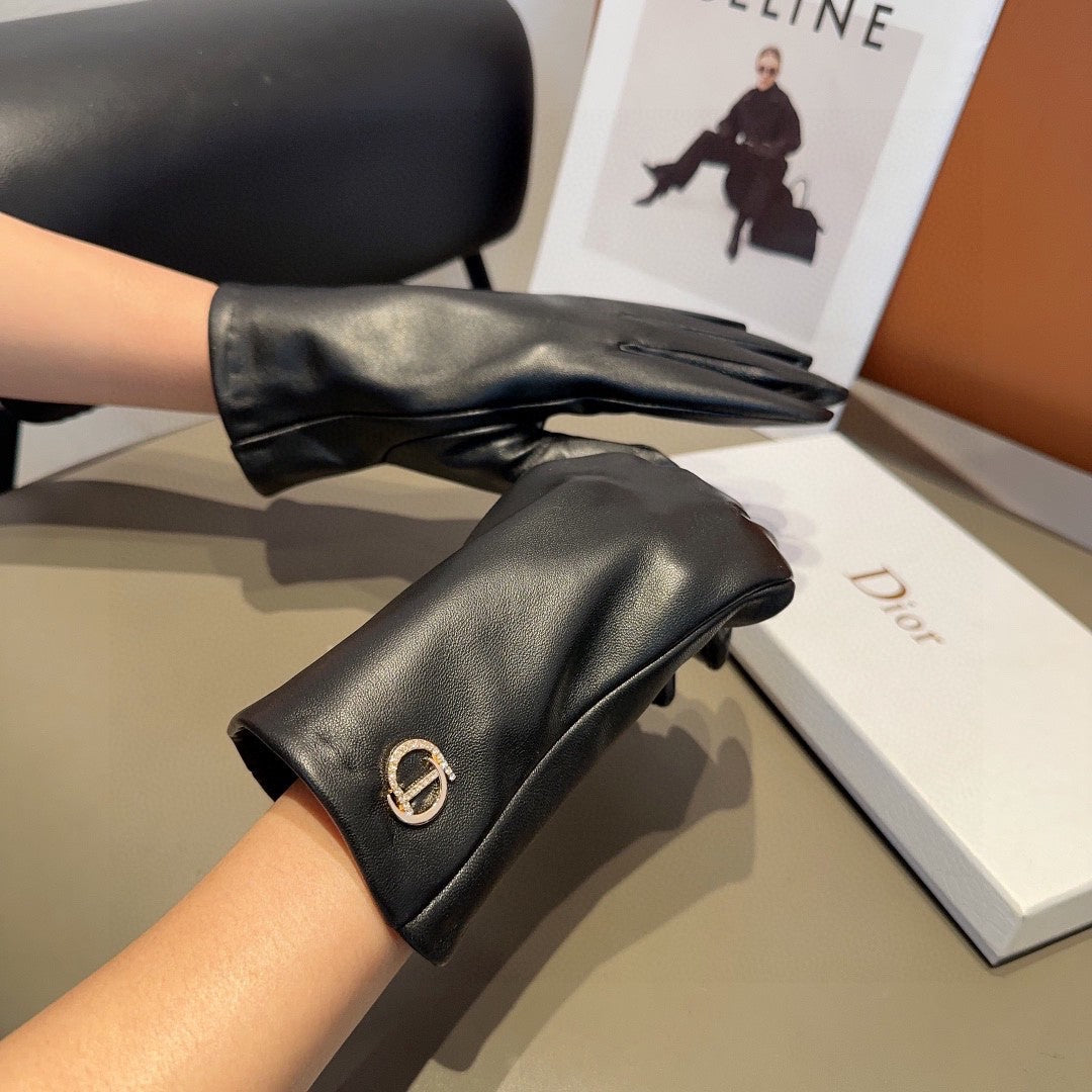 High-Quality Sheepskin Gloves