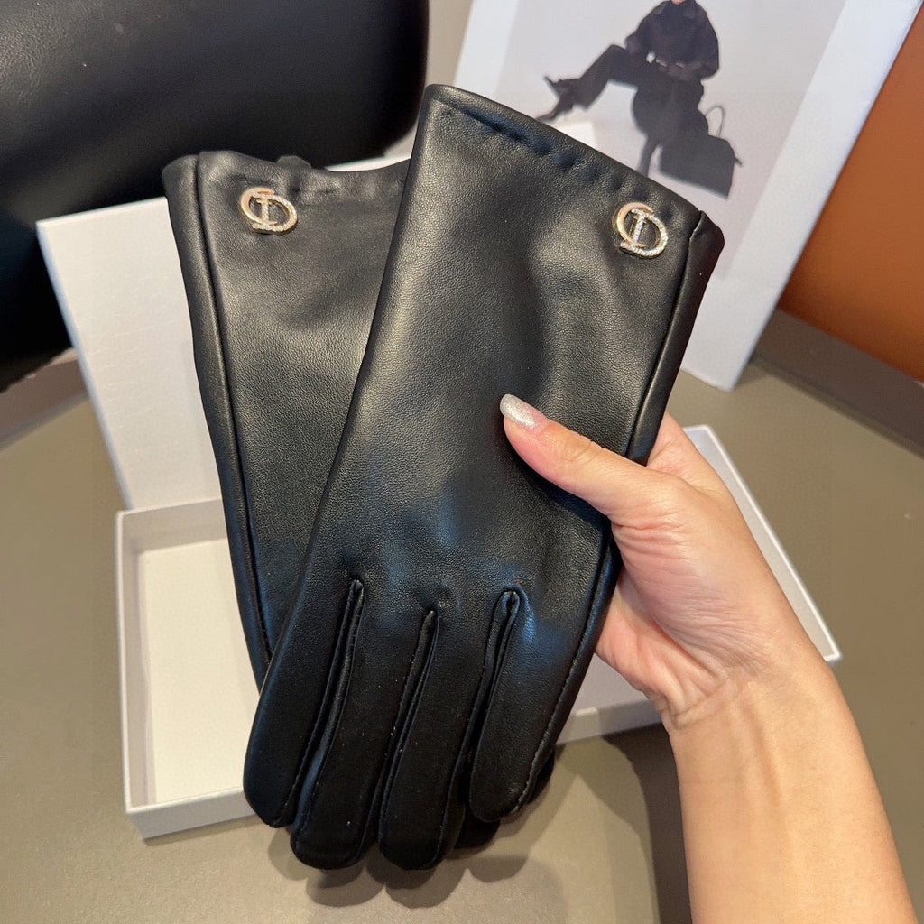 High-Quality Sheepskin Gloves
