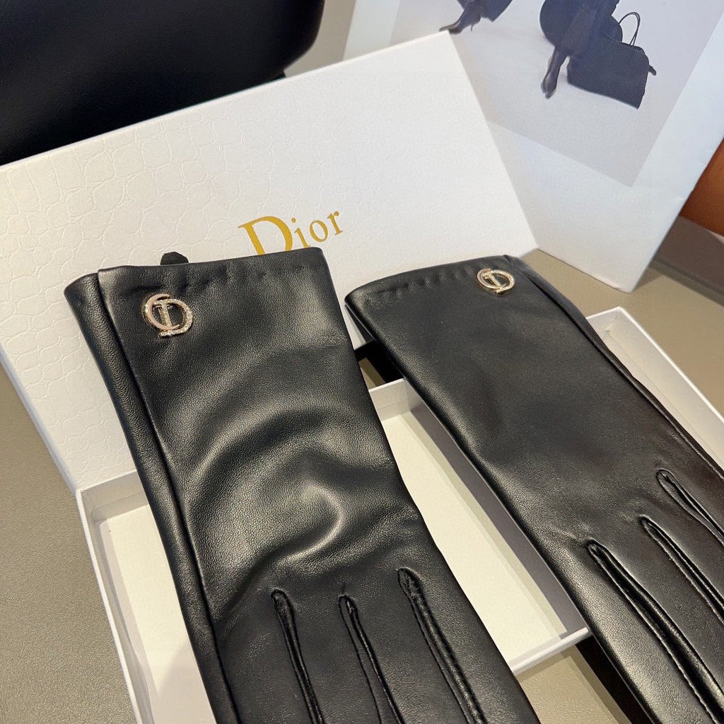 High-Quality Sheepskin Gloves