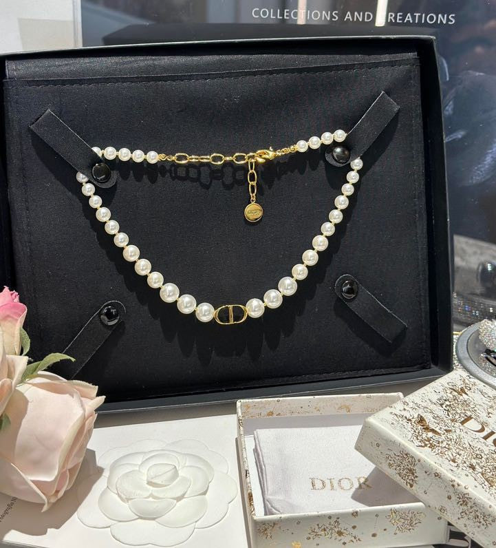 Pearl Necklace