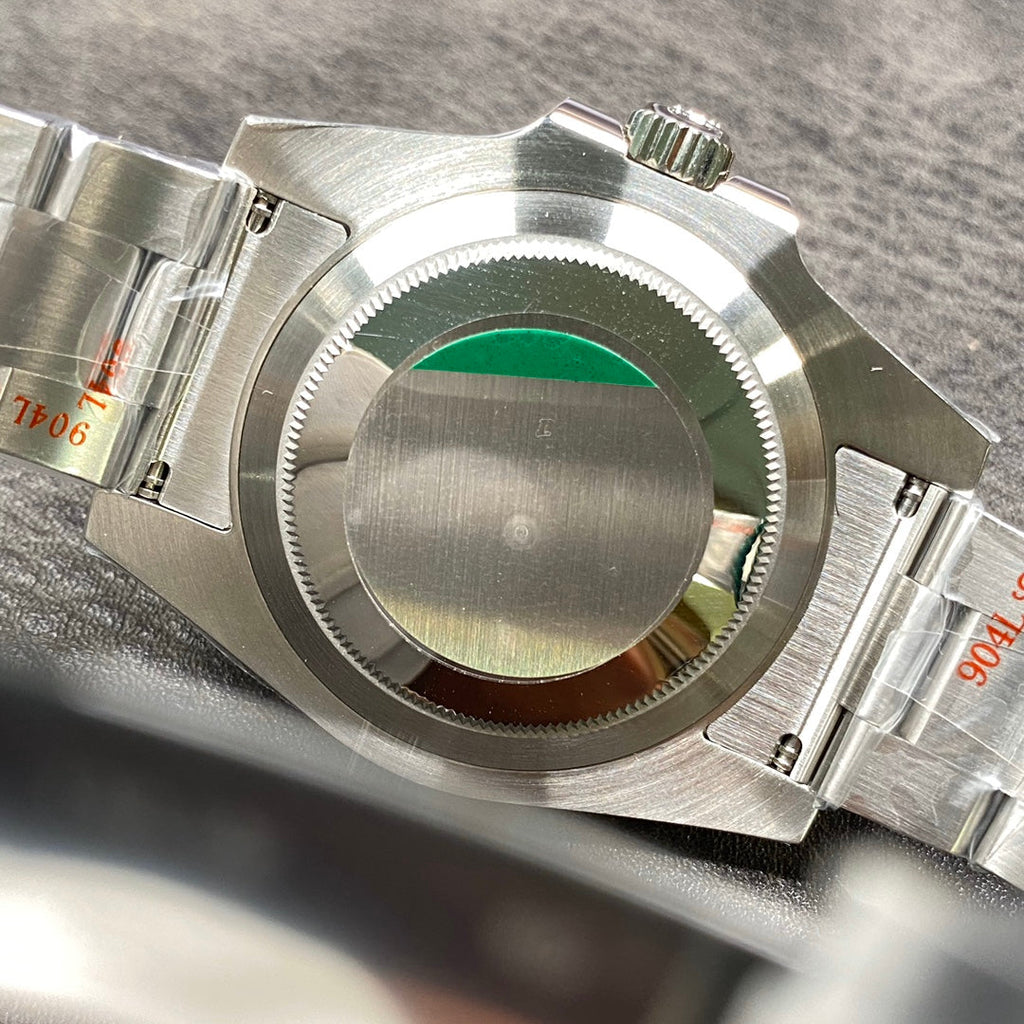 Green Dial Automatic Diver Watch 40 mm