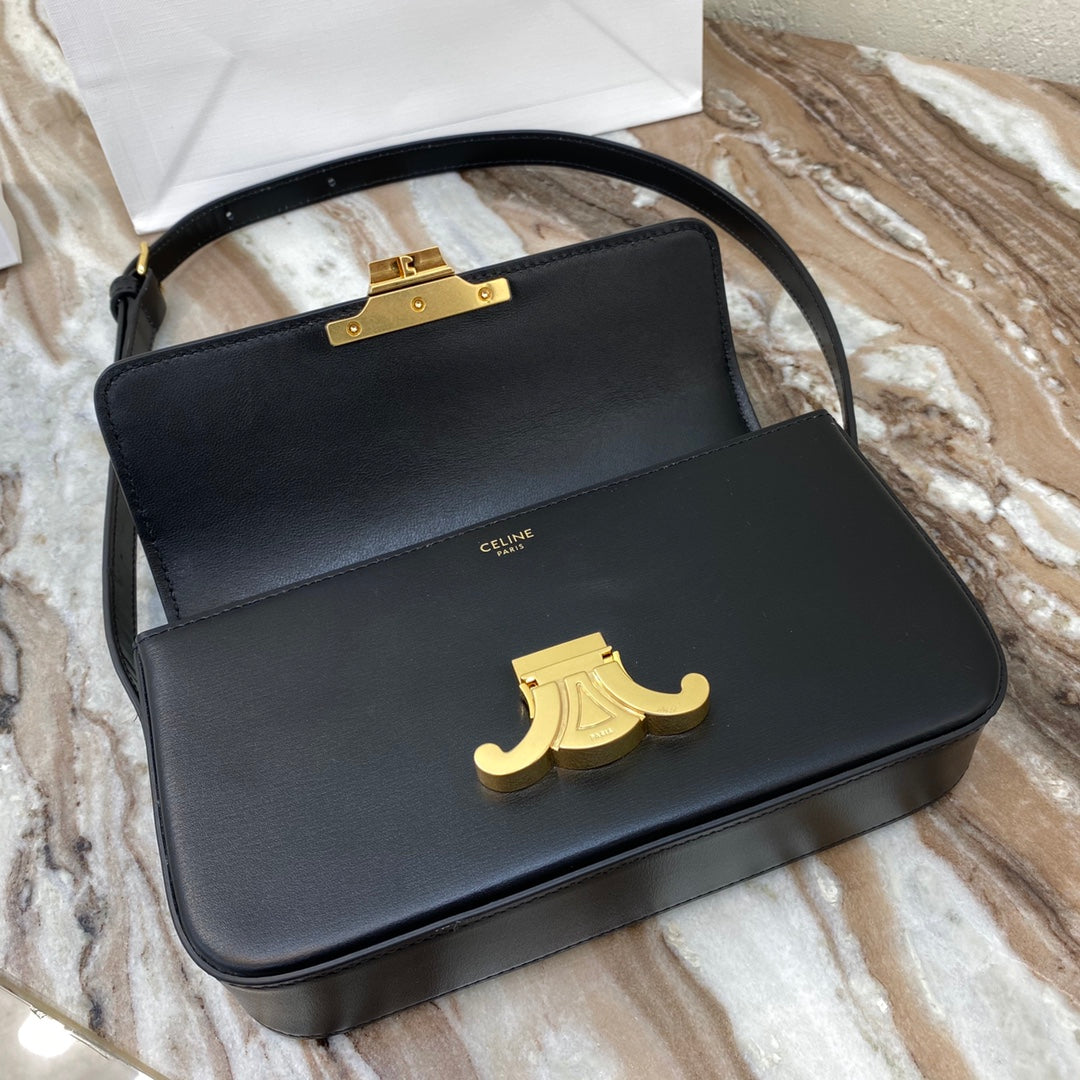 Triomphe Shoulder Bag