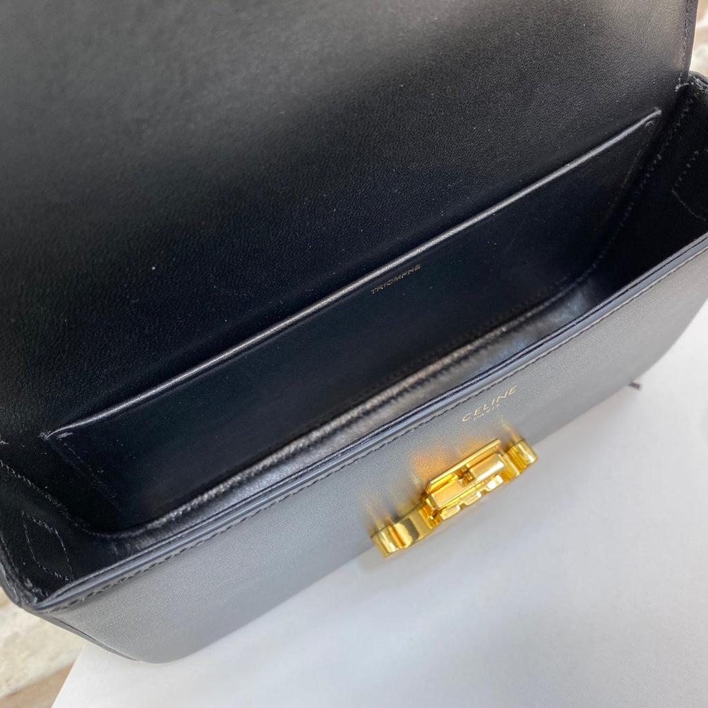 Triomphe Shoulder Bag