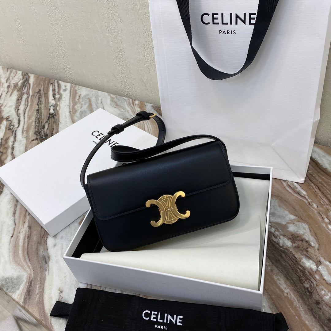 Triomphe Shoulder Bag