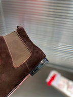 Elastic Boots with Studded Heel