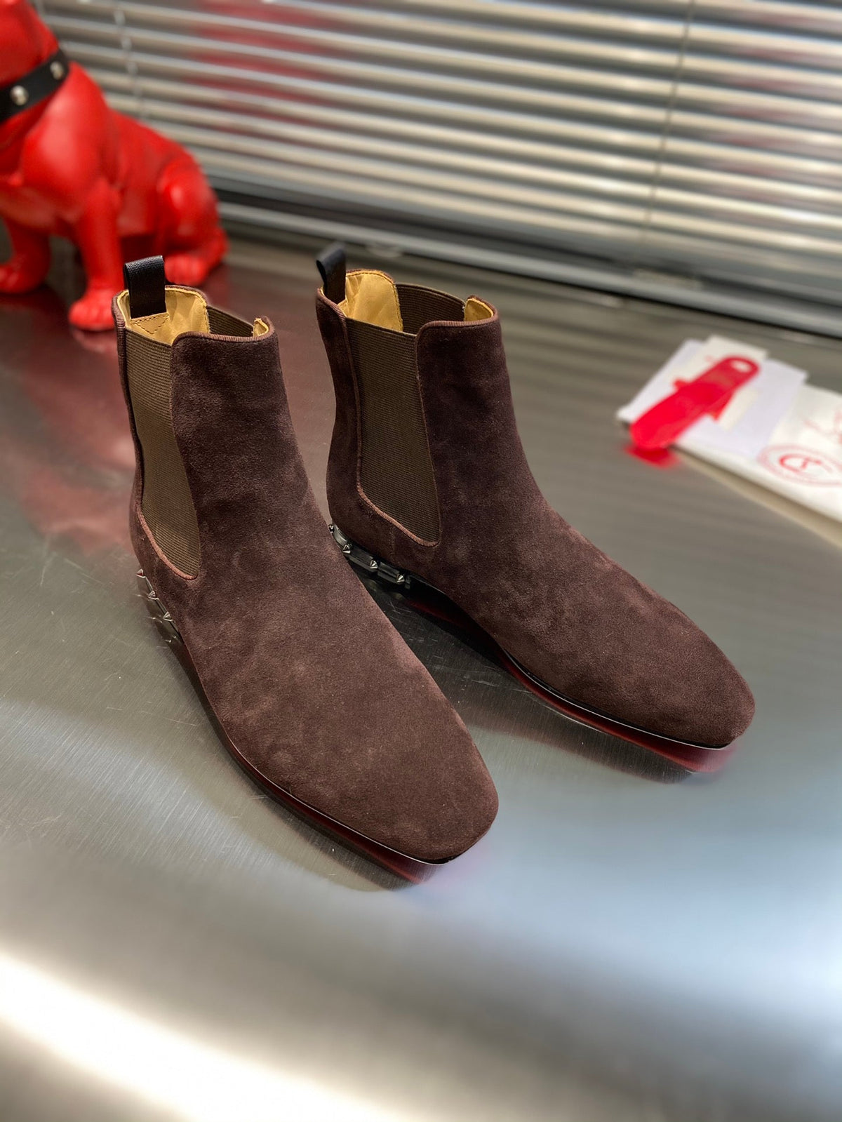 Elastic Boots with Studded Heel