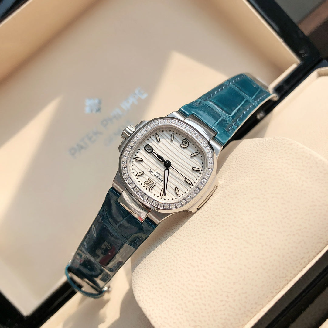 Silver Diamond Bezel Watch 36 mm