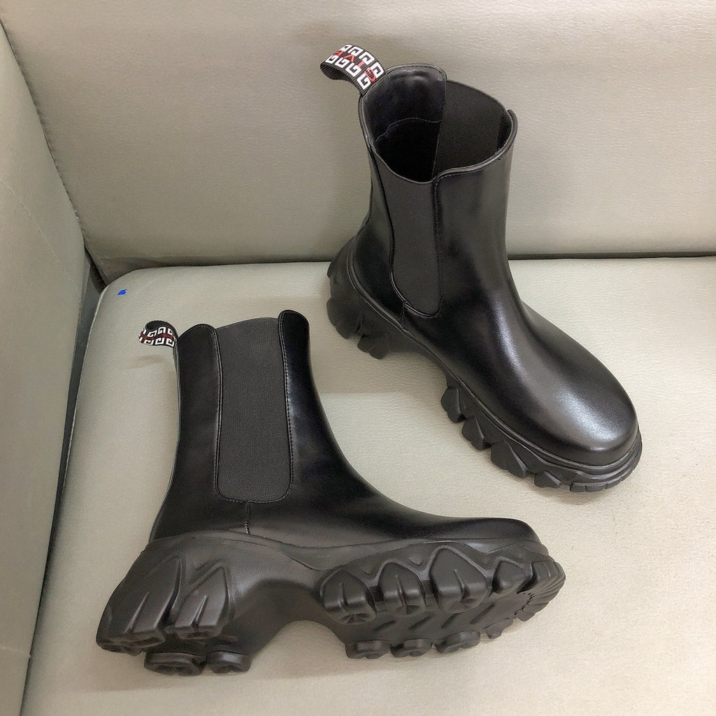 Women’s Chunky-Sole Chelsea Boots