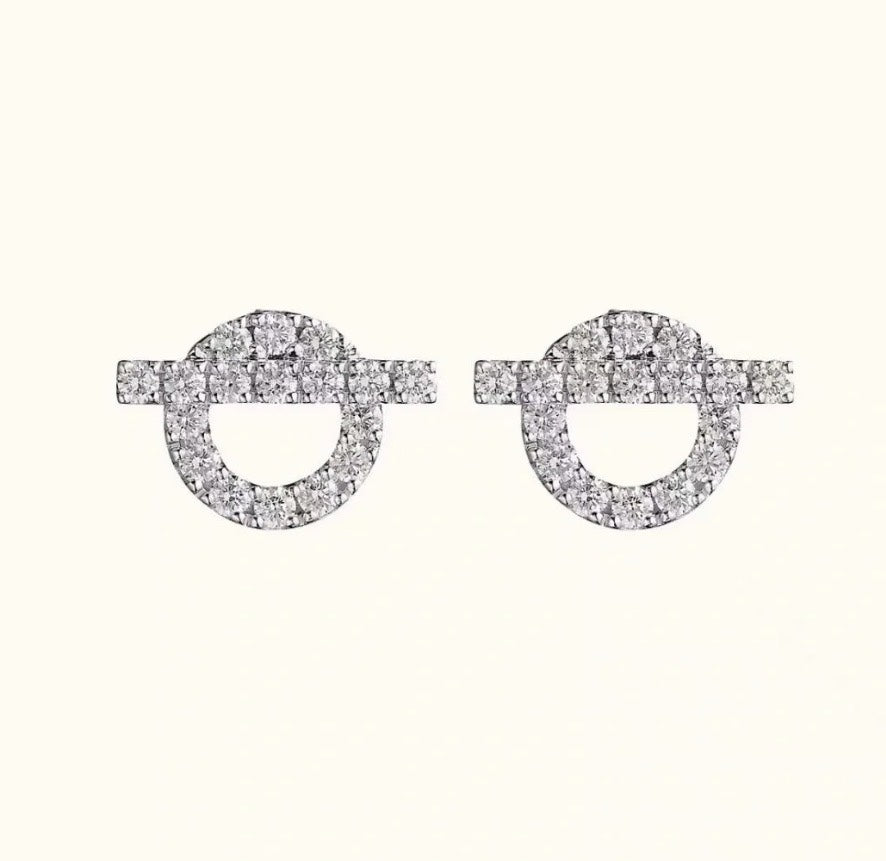 Hollow Q Necklace and Earrings Set
