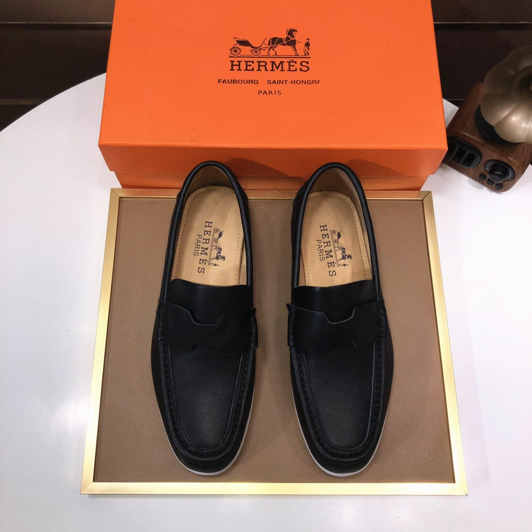 Men’s Classic Leather Shoes