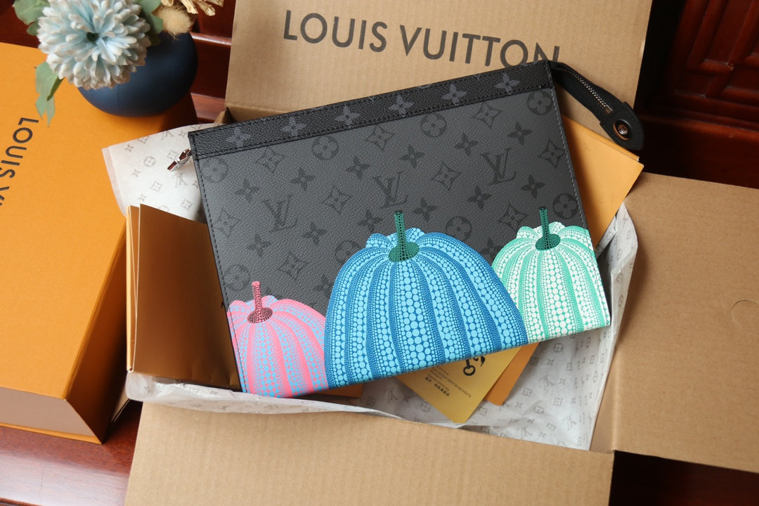 Pochette Voyage Clutch