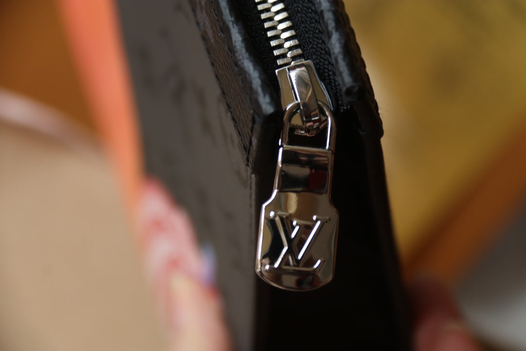 Pochette Voyage Clutch