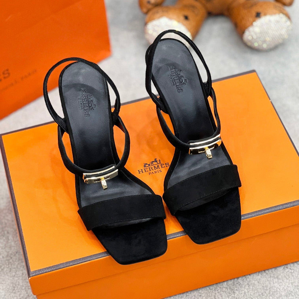 Kelly Suede Buckle Sandals