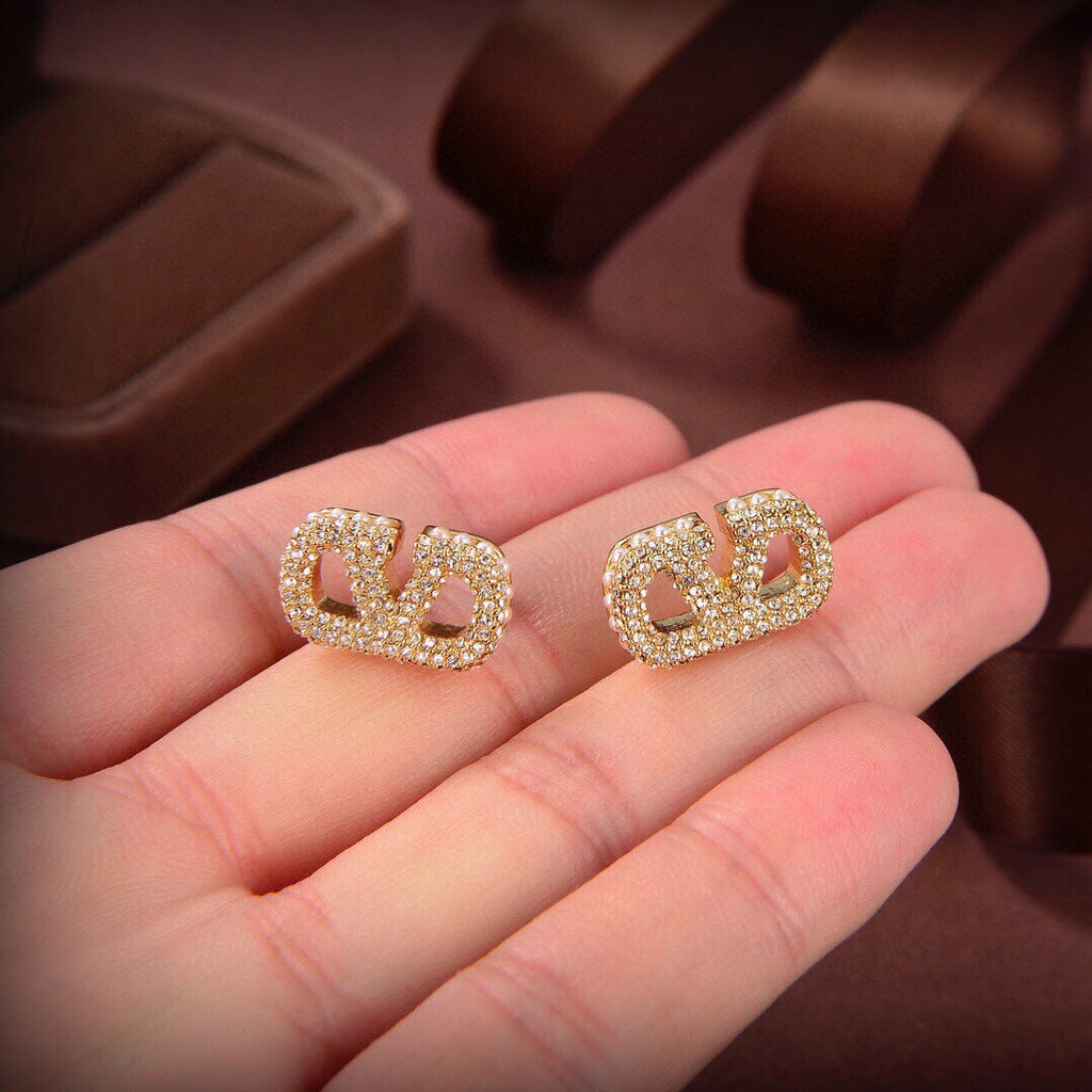 V Half-Pearl Half-Stone Earrings