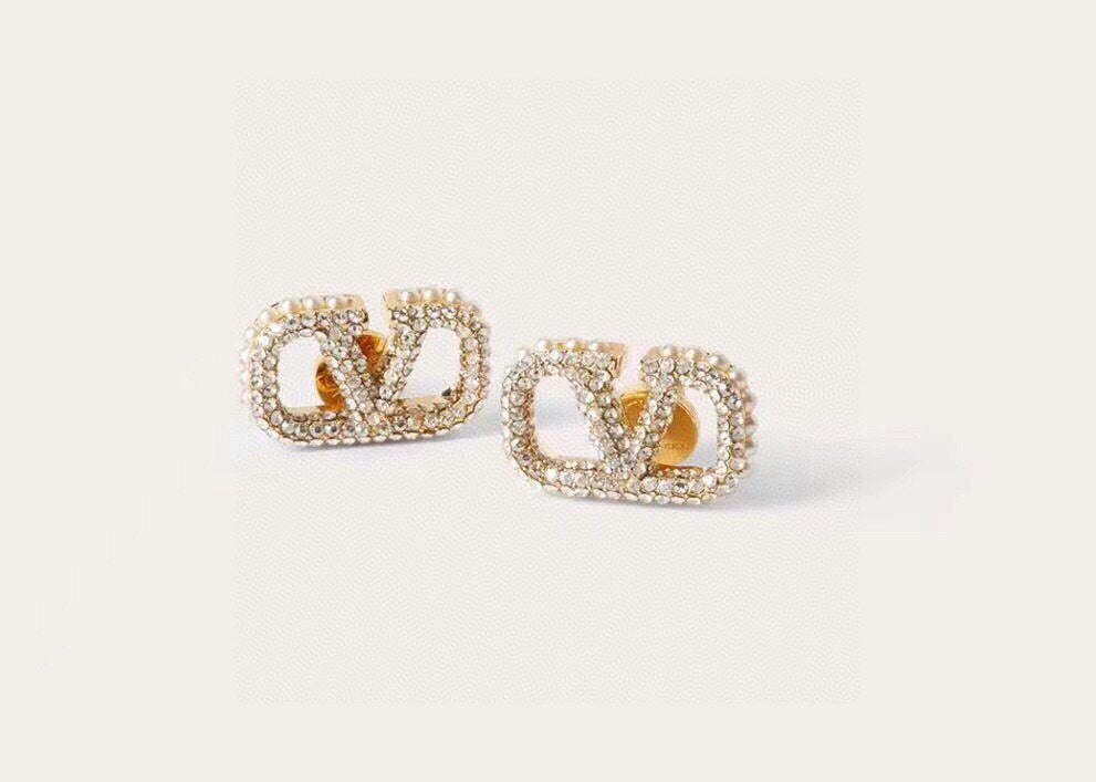 V Half-Pearl Half-Stone Earrings