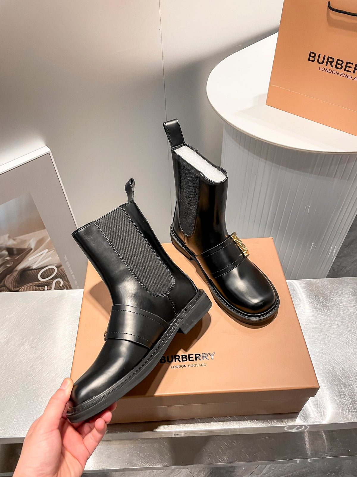 Women’s Chelsea Ankle Boots
