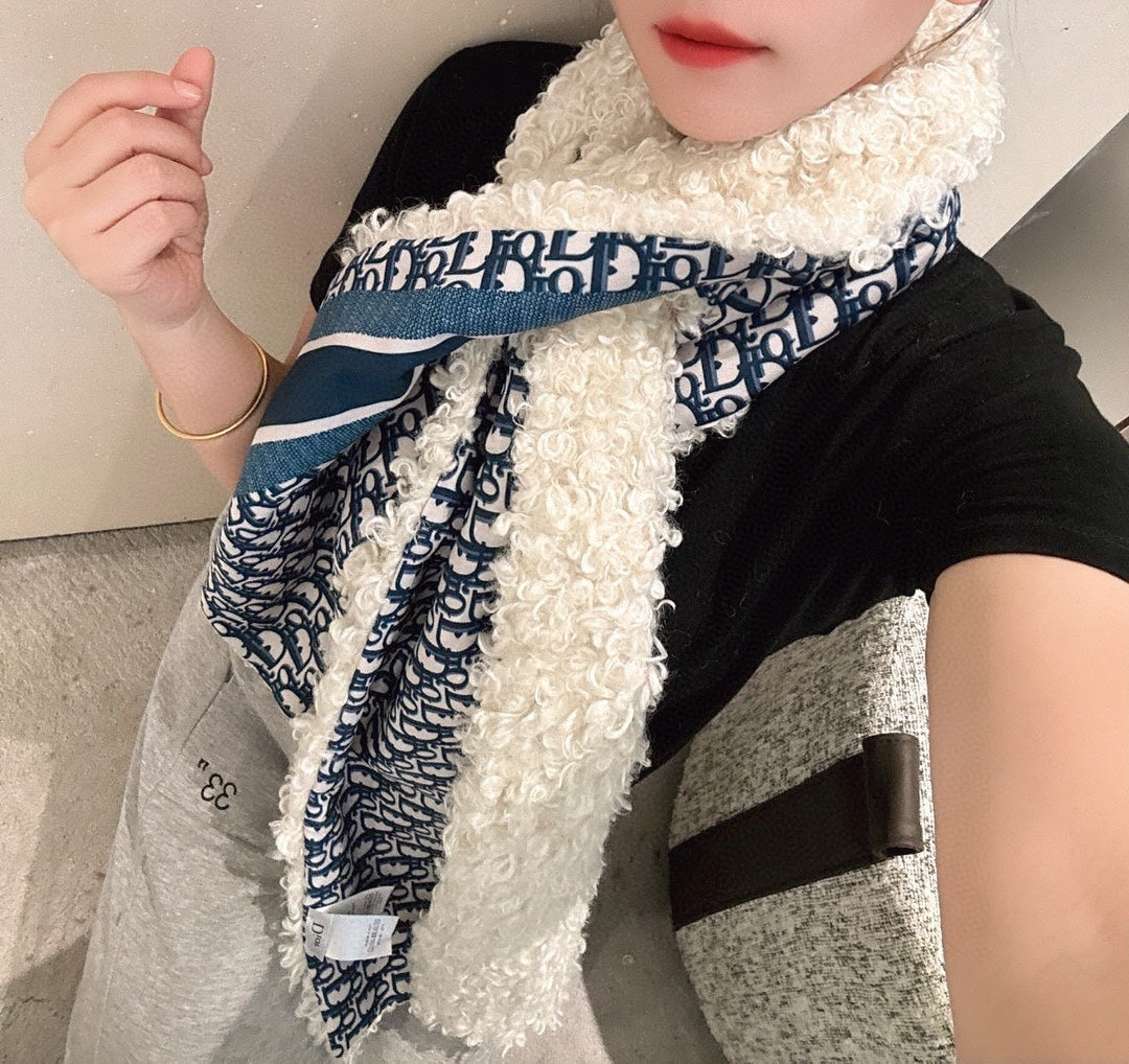 Wool Scarf