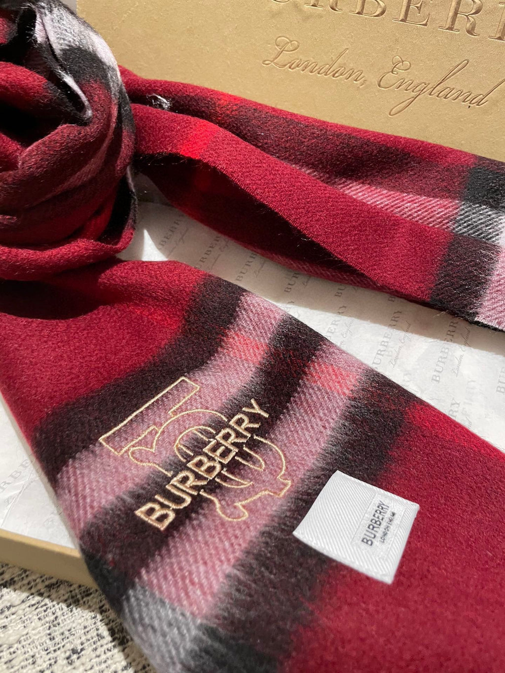 Medium Grid Cashmere Scarf