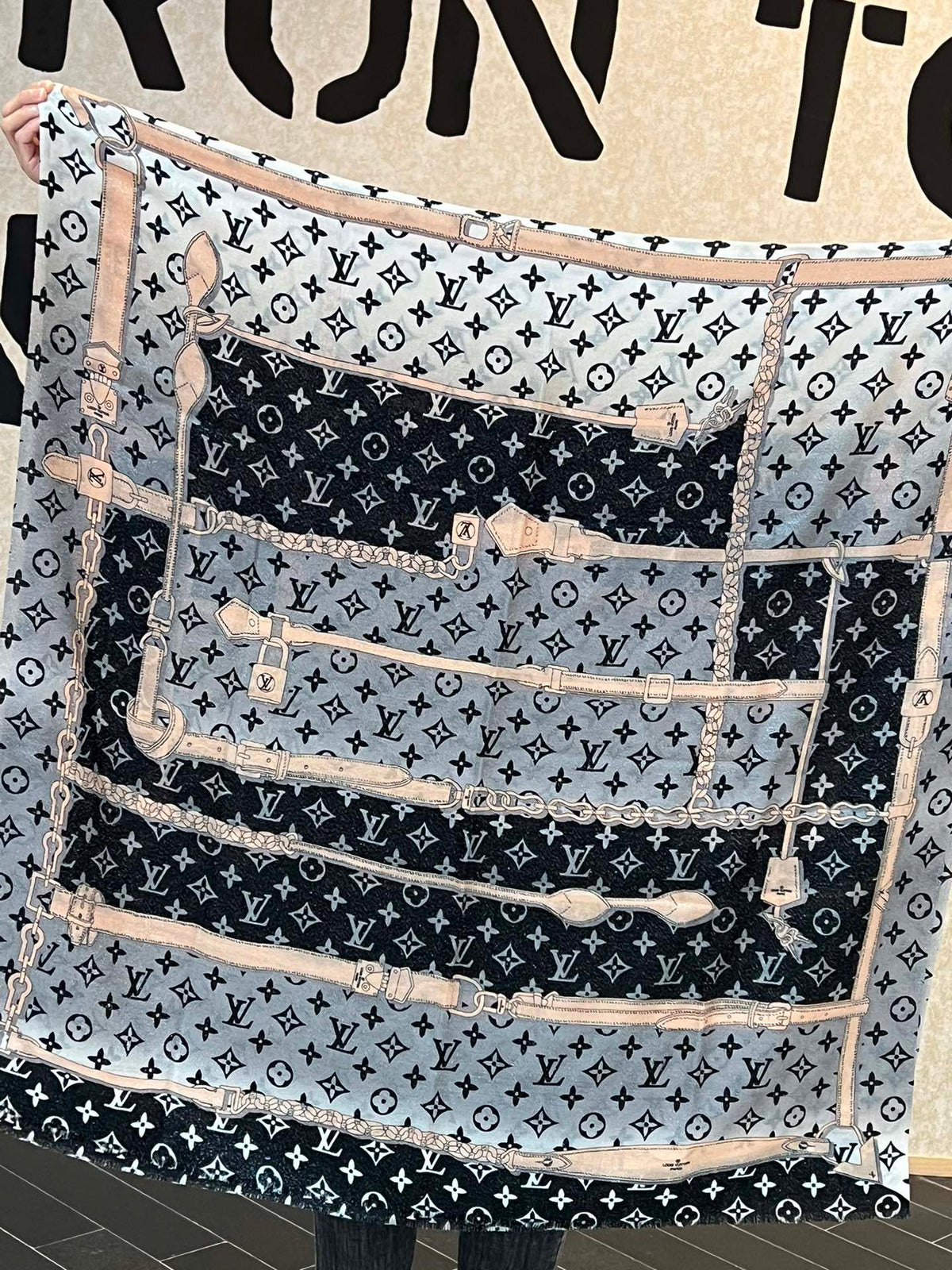 Limited Edition Cashmere Scarf