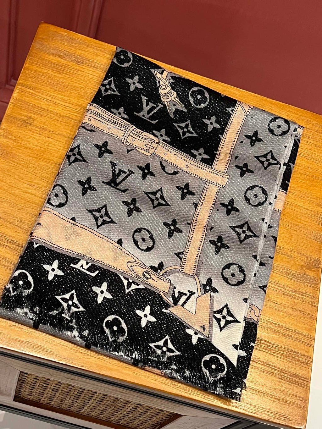 Limited Edition Cashmere Scarf