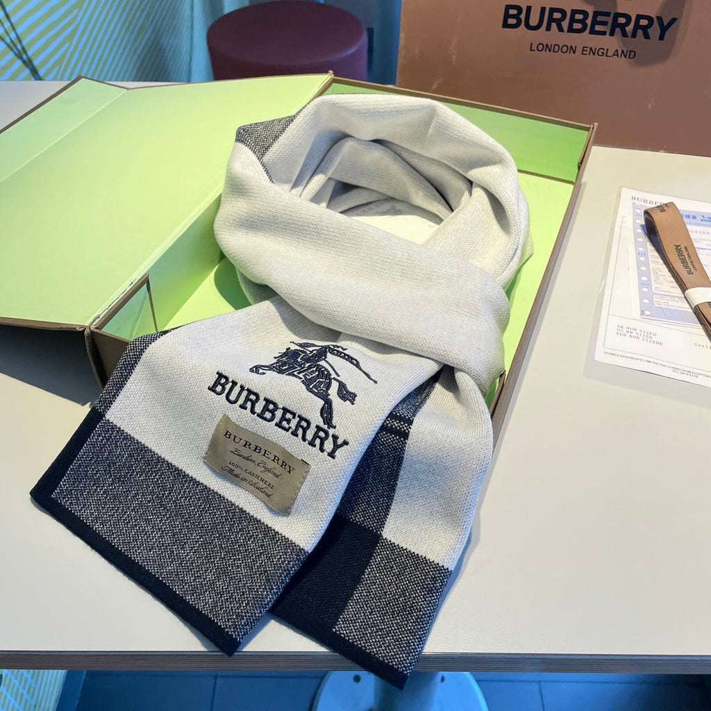 Classic Woven Cashmere Scarf