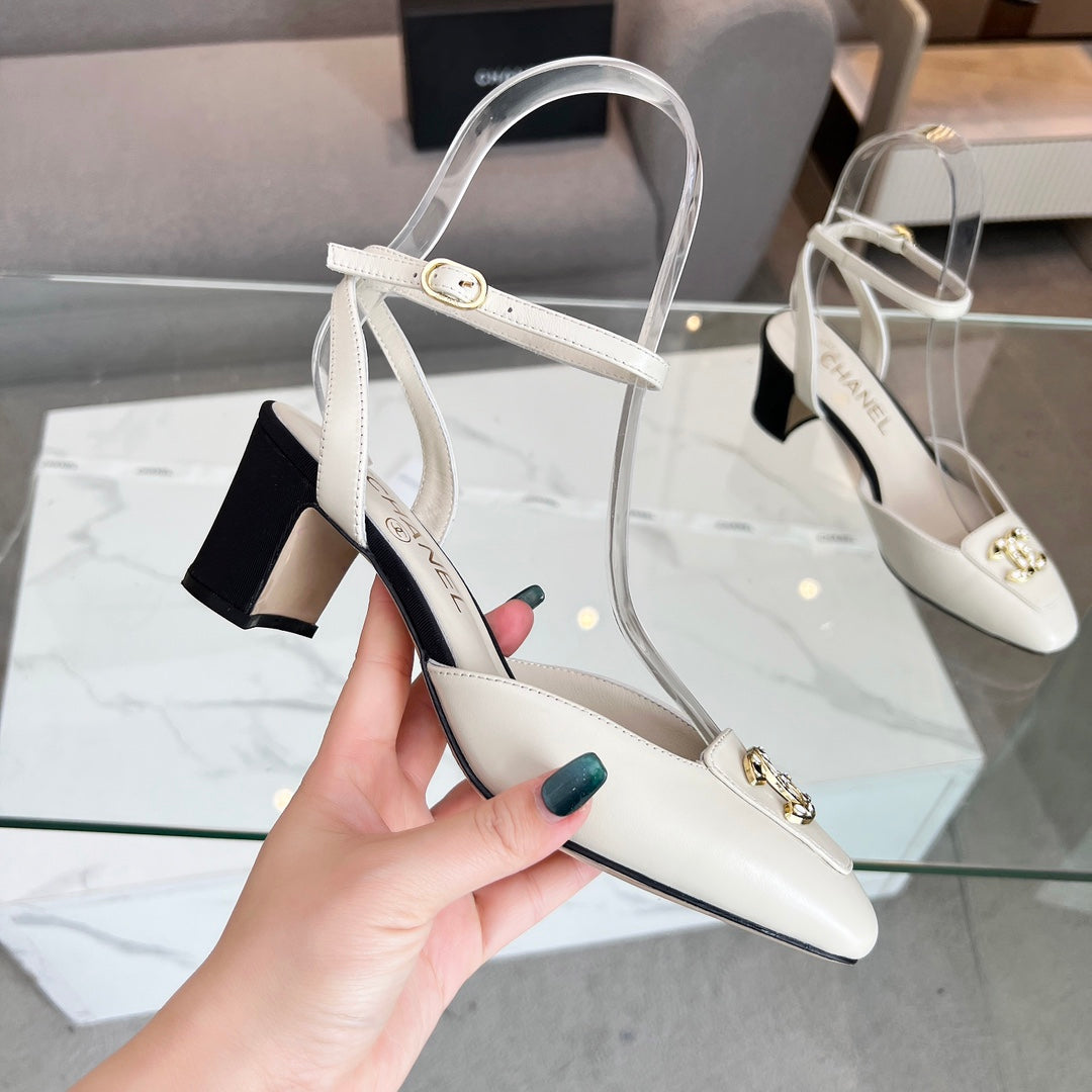 Retro Round-Toe Sandals