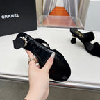 Retro Round-Toe Velvet Sandals