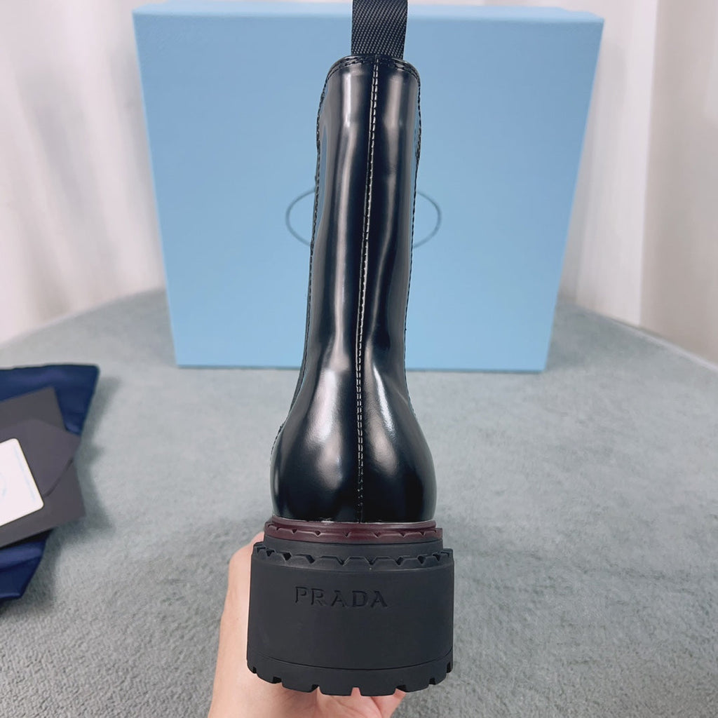Women’s Platform Boots