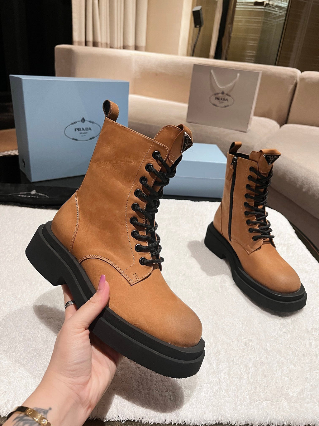 Women’s Triangular Boots