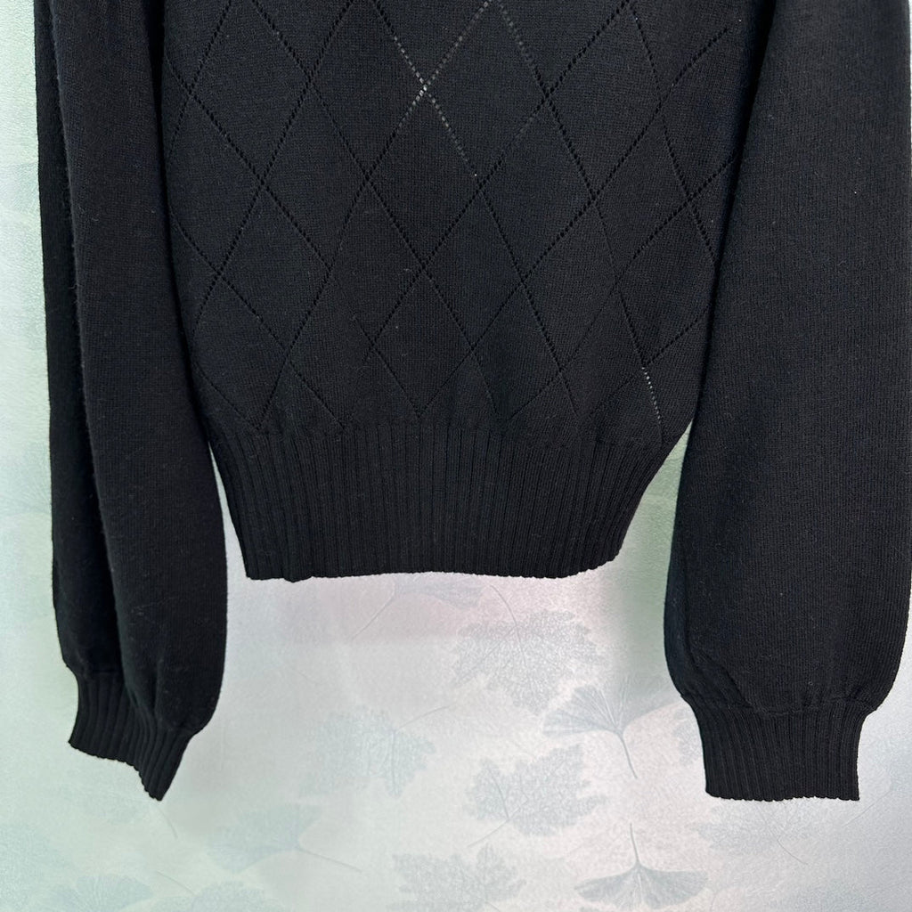 Retro Contrast Knit Top