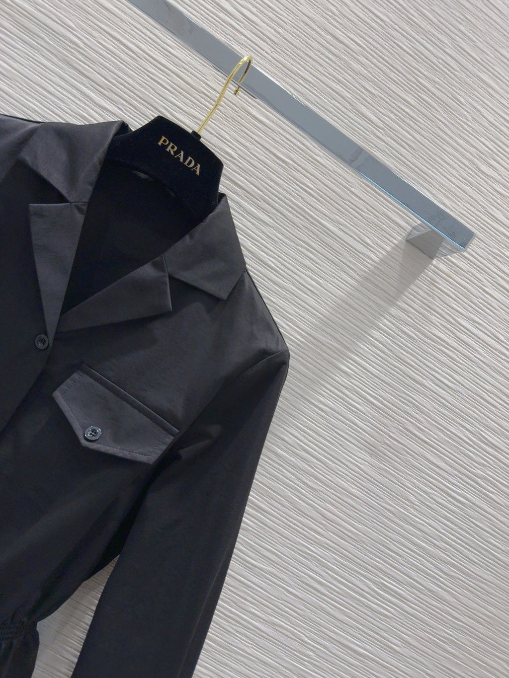 Classic Boyfriend-Style Shirt with Tie